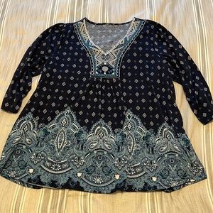 Lace detail knit top